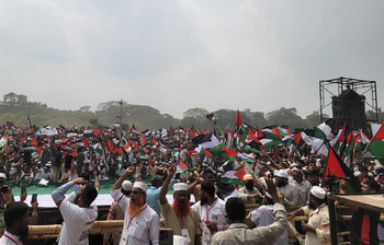 মার্চ ফর গাজায় মানুষের ঢল