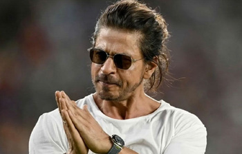 ভক্তদের চোখে শাহরুখ শুধু তারকা নন, আবেগের নাম