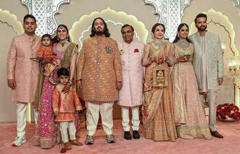 অনন্ত-রাধিকার বিয়েতে তারার মেলা