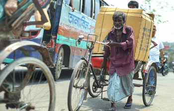 গরমে নাকাল নগরবাসী