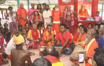 ঐতিহ্যবাহী কুম্ভমেলা