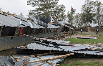 রিমালের তাণ্ডবে বিধ্বস্ত শিক্ষাপ্রতিষ্ঠান