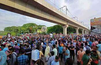 কোটাবিরোধীদের দখলে শাহবাগ