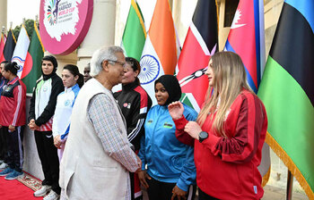 আজকের আলোচিত ছবি: ১৬ নভেম্বর ২০২৫