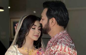 তাহসান-রোজার একগুচ্ছ প্রেমময় ছবি