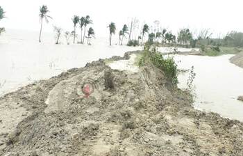 চরম ঝুঁকিতে ভোলার মনপুরাবাসী