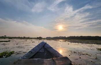 সূর্যাস্তের আলোয় ফুটে উঠে সুমনডাঙ্গার সৌন্দর্য