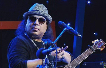 কষ্টের মাঝে জীবনের সুর বাজানো মানুষটির জন্মদিন আজ