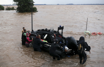 ব্রাজিলে ভয়াবহ বন্যা