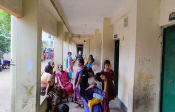 মিরসরাইয়ে আশ্রয়কেন্দ্রে ২০ হাজার মানুষ