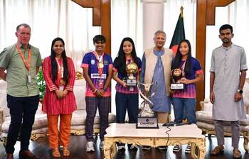 সাফজয়ীদের সংবর্ধনা দিলেন প্রধান উপদেষ্টা