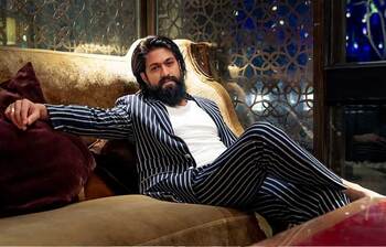 ‘কেজিএফ’ নায়কের জন্মদিন আজ