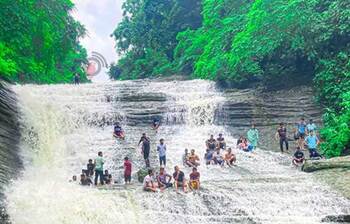 অপরূপ মিরসরাইয়ের রূপসী ঝরনা