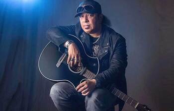 গিটার জাদুকরের জন্মদিন আজ