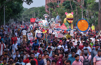 যেমন হলো ‘বর্ষবরণ আনন্দ শোভাযাত্রা’