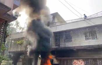 ওবায়দুল কাদেরের গ্রামের বাড়িতে ভাঙচুর ও আগুন