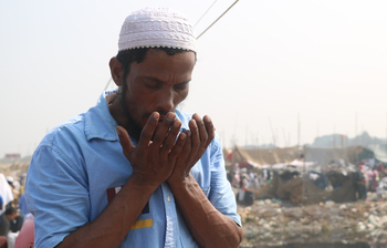 আখেরি মোনাজাতে শেষ হলো বিশ্ব ইজতেমা