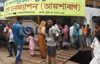 ঈদযাত্রার শেষ দিনে চাপ নেই সদরঘাটে