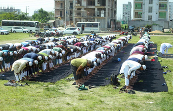 বৃষ্টির আশায় ইসতিসকার নামাজ পড়ালেন শায়খ আহমাদুল্লাহ
