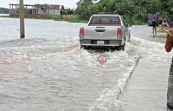 পানিতে নিমজ্জিত সুনামগঞ্জের পথঘাট