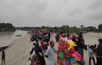 ফরিদপুরের নতুন বিনোদনকেন্দ্র মদনখালী স্লুইসগেট