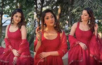 বড়দিনের সাজে স্নিগ্ধ পূজা