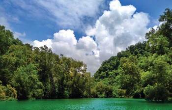 ভ্রমণপিপাসুদের ডাকছে বাওয়াছড়া লেক