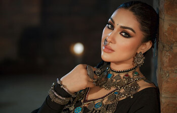 যেখানে গল্প থামে, সেখানেই শুরু হয় অপুর জীবনকথা