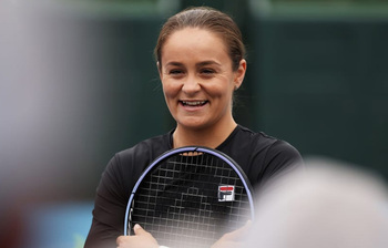 টেনিস কোর্টের নিঃশব্দ বিজয়িনী অ্যাশলে বার্টি