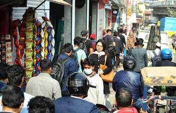 সড়কে অটোরিকশাচালকরা, ভোগান্তি চরমে