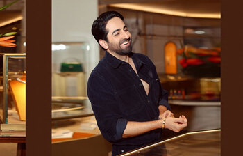 অভিনয়-গান আর স্টাইলের নিখুঁত সমন্বয় আয়ুষ্মান