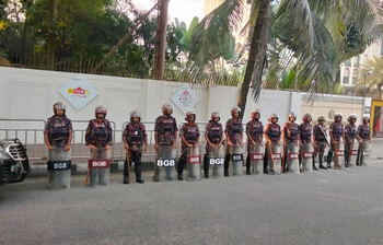 নিরাপত্তা নিশ্চিতে সতর্ক বিজিবি