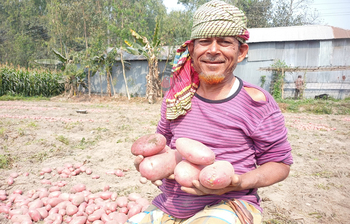 আজকের আলোচিত ছবি: ৬ মার্চ ২০২৪