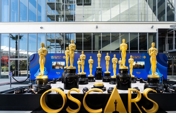 অস্কারের লালগালিচায় তারার মেলা