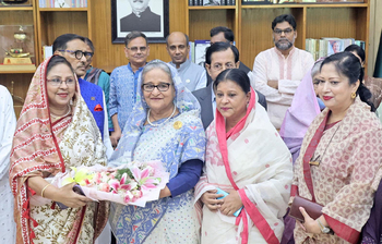 আজকের আলোচিত ছবি: ১৭ মে ২০২৪