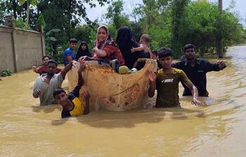 আজকের আলোচিত ছবি: ২৪ আগস্ট ২০২৪