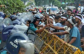 আজকের আলোচিত ছবি: ১৯ অক্টোবর ২০২৪