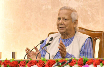 আজকের আলোচিত ছবি: ১৭ মার্চ ২০২৫