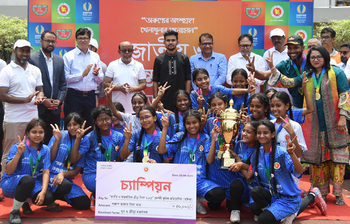 আজকের আলোচিত ছবি: ৬ এপ্রিল ২০২৫