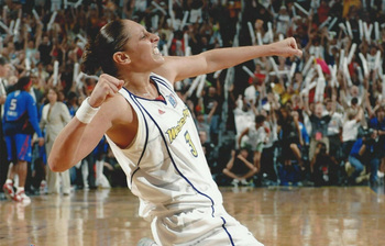 কোর্টের রানী ডায়ানা টরাসির জন্মদিন আজ