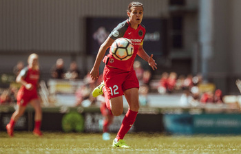 সর্বকালের সেরা নারী গোলদাতা ক্রিস্টিন সিনক্লেয়ার