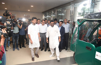 আজকের আলোচিত ছবি: ২৮ জুন ২০২৫