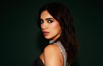 রেড কার্পেট হোক বা ক্যাজুয়াল আউটিং, ভূমির স্টাইলে সবসময় চমক