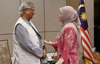 আজকের আলোচিত ছবি: ১৩ আগস্ট ২০২৫