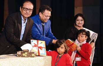 আজকের আলোচিত ছবি: ০১ জানুয়ারি ২০২৬