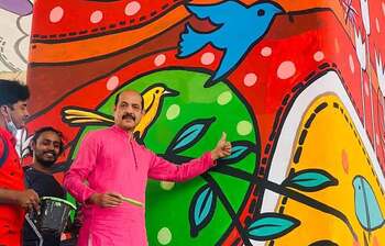 আজকের আলোচিত ছবি: ১০ এপ্রিল ২০২৩