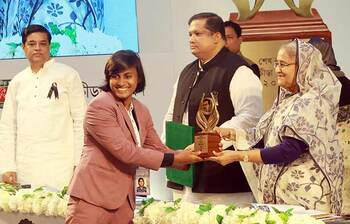 আজকের আলোচিত ছবি: ৫ আগস্ট ২০২৩