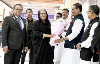 আজকের আলোচিত ছবি: ৮ নভেম্বর ২০২৩