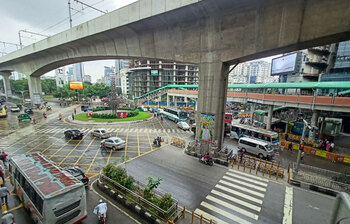 ছবিতে আজকের ঢাকা