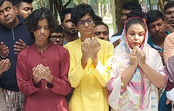 ছবিতে হুমায়ূন আহমেদের জন্মবার্ষিকী পালন